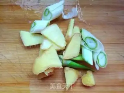 Make Garlic white meat step 0
