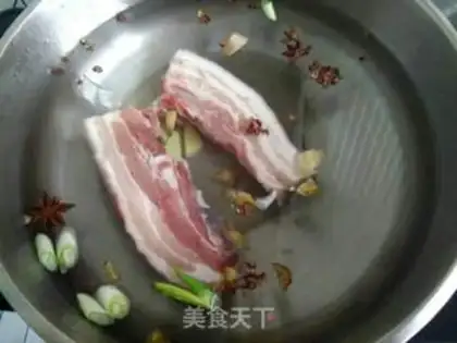 Make Garlic white meat step 1