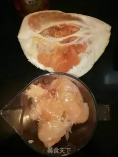 Make Red grapefruit juice step 1