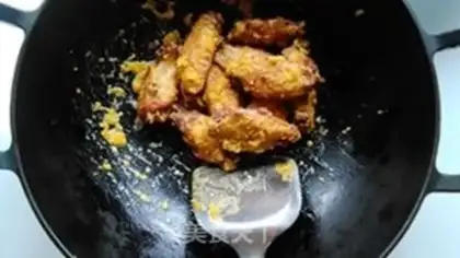 Make Gold sand wings step 7