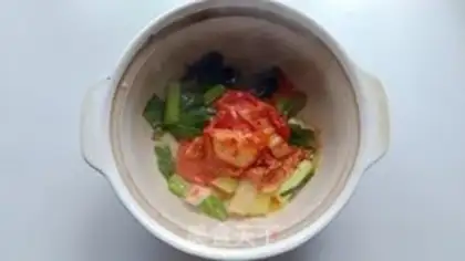 Make Korean pickle seafood soup step 4