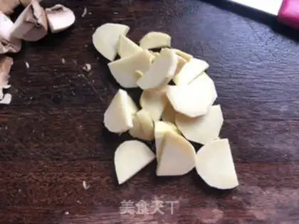Make Mushrooms and shrimp step 1