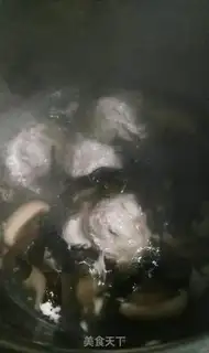 Make Eggball fan soup step 6