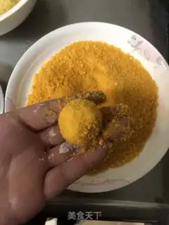 Make Salted egg yellow salad potato ball step 8