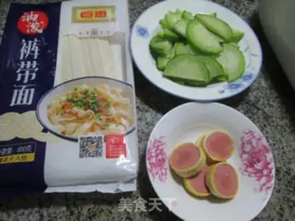 Make Meat sausages, radish pants step 0