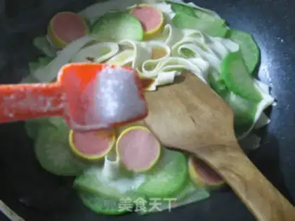 Make Meat sausages, radish pants step 5