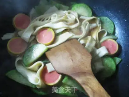Make Meat sausages, radish pants step 7