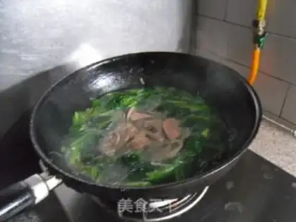 Make Pork soup for fans step 10