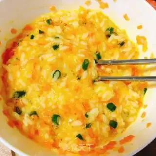 Make Carrot egg rice cake step 2