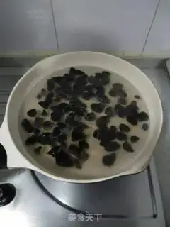 Make cucumber-mucked eggs step 3