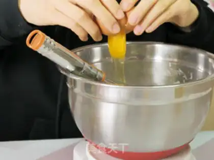 Make Sesame egg rolls step 1