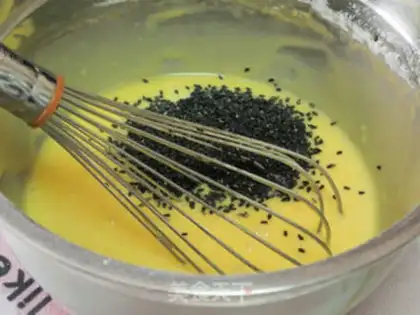 Make Sesame egg rolls step 5