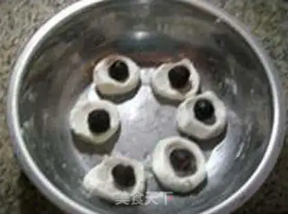 Make Coconut red bean pie step 5