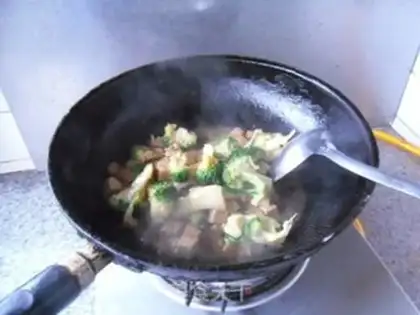 Make Bean-dry broccoli step 8