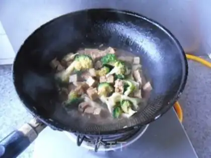 Make Bean-dry broccoli step 9