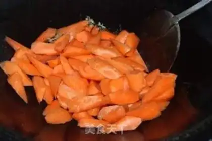 Make Fried carrots step 2