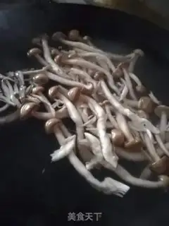 Make Garlic crab mushrooms step 0