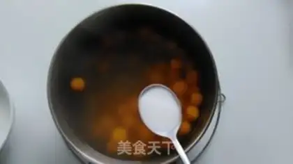 Make The raisins burn the little dots step 5