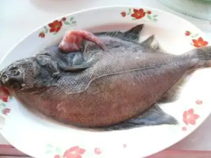 Make Onions burn fish step 0