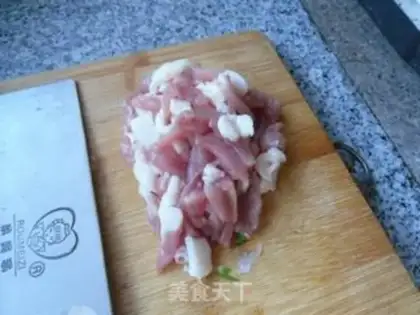 Make Onions burn fish step 4