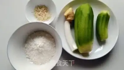 Make radish shrimp pie step 0