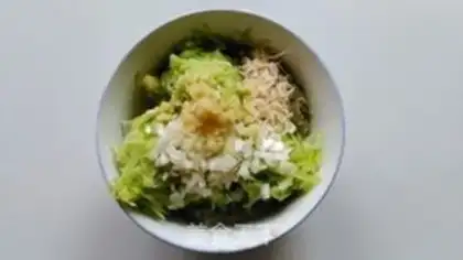 Make radish shrimp pie step 2