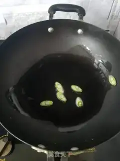 Make Sour-sneak dolls step 1