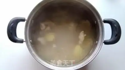 Make Tomato beef soup step 4