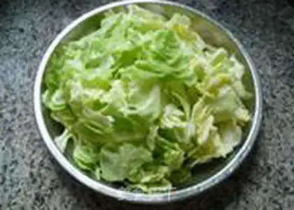 Make Scrawny cabbage with carrots step 1