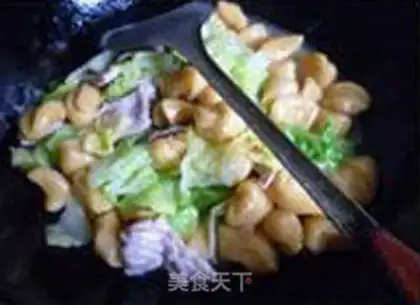 Make Scrawny cabbage with carrots step 13
