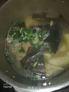 Make Crumbs and sea-belt potion step 4
