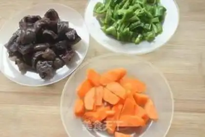 Make Pyramid carrots step 0