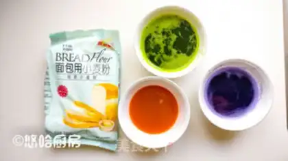 Make Color noodles step 1