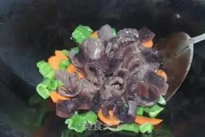 Make Pyramid carrots step 3