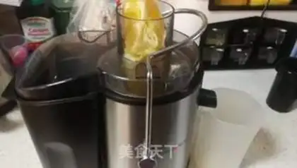 Make Carrot orange juice step 3