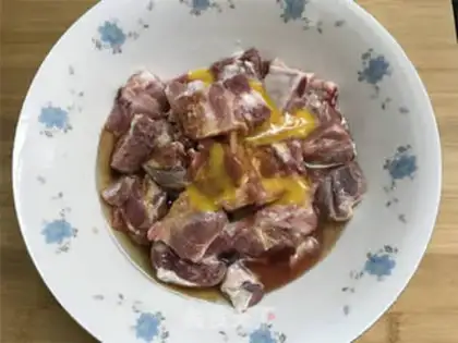 Make Cheese juice ribs step 1
