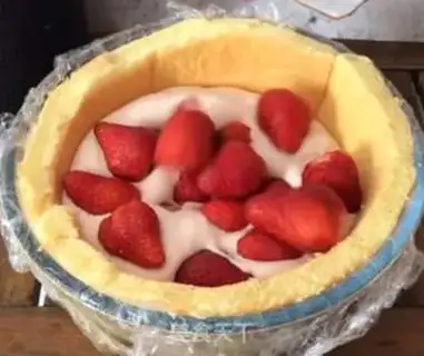 Make Strawberry Bomb Moose step 10