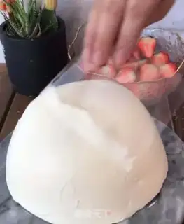 Make Strawberry Bomb Moose step 14
