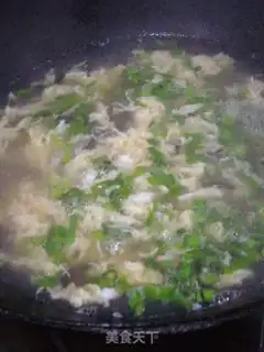 Make Eggflower soup step 2