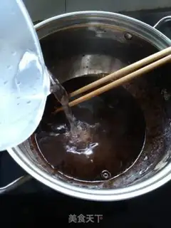 Make Bean milk tea to burn fairy herbs step 1