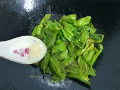 Make The tummy soup step 4