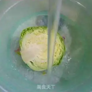 Make Crayfish with cabbage step 3