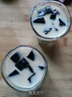 Make Bean milk tea to burn fairy herbs step 7