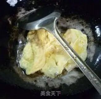 Make Double egg fried rice step 4