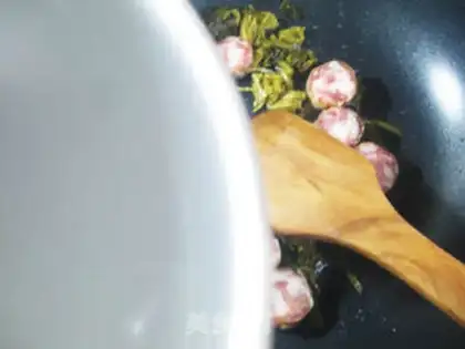 Make Sausage veggies with noodles step 3