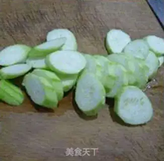 Make Shrimp-skin pickled silk soup step 4