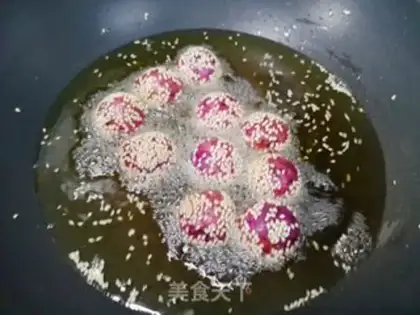 Make Spam ball step 5