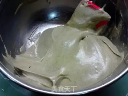 Make No pink saloon cake step 9
