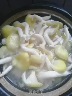 Make Frozen mushroom soup step 5