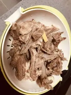 Make A lamb chop and radish step 0